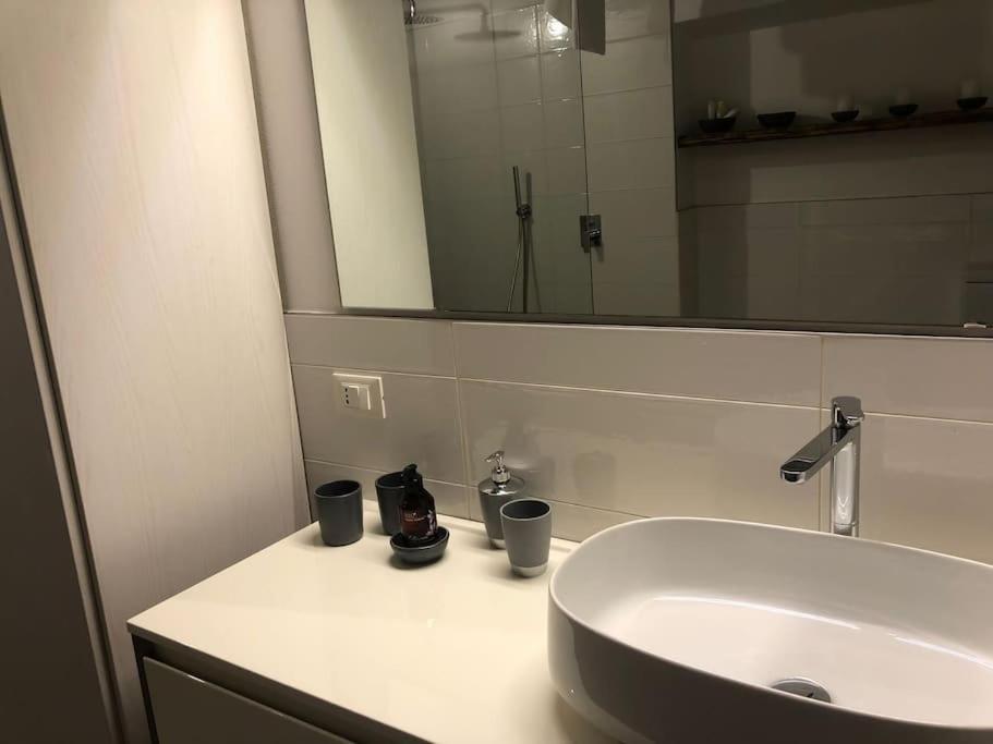La Petite Maison - Two-Room Apartment Bergamo Ngoại thất bức ảnh